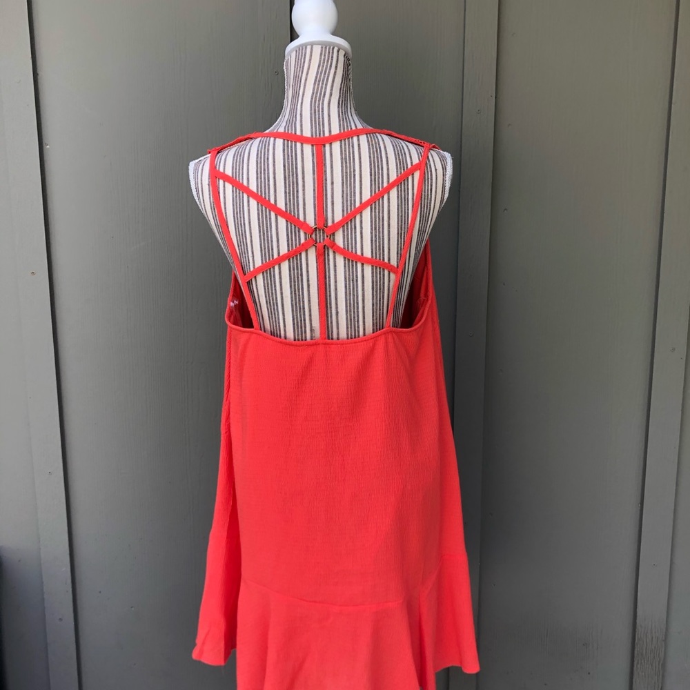 Entro Dress - Picture 2 of 3